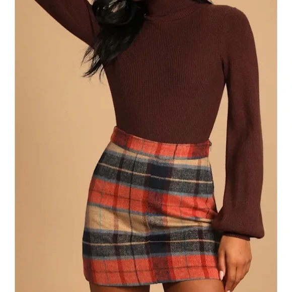 Lulu's Mad for Plaid Mini Skirt NWOT - Picture 3 of 9